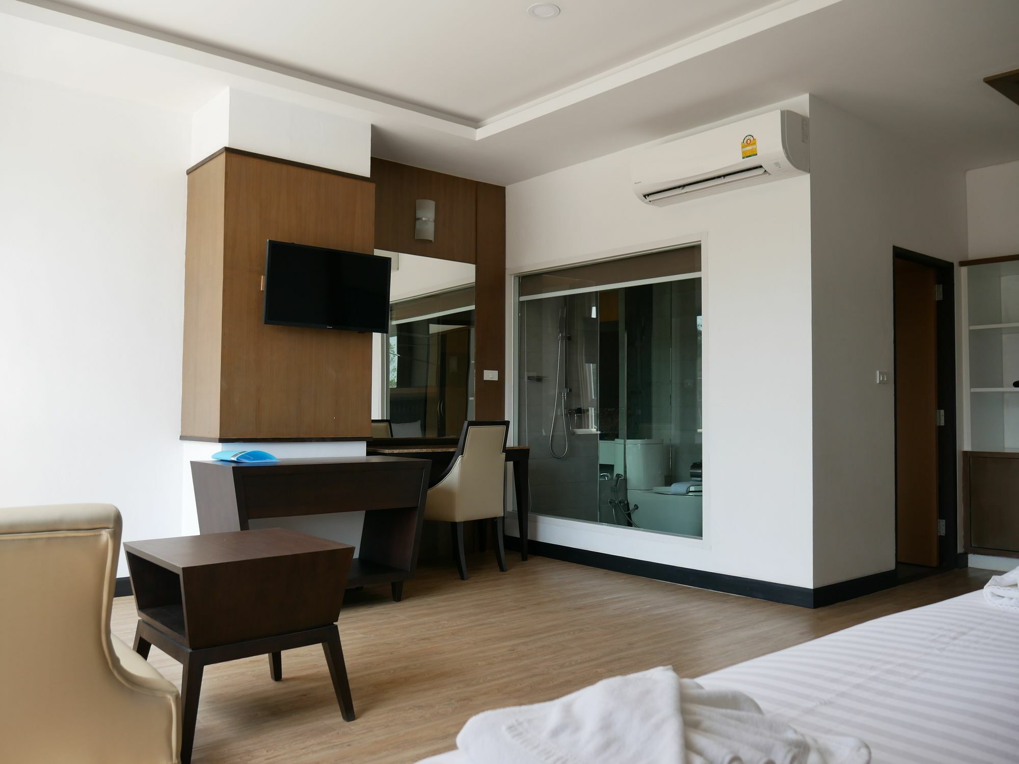 Blu Hotel Nakhon Phanom Exteriör bild
